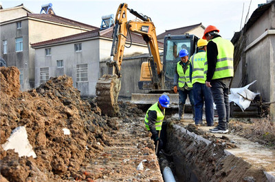 句容開發(fā)區(qū)加快農(nóng)村污水無害化治理項(xiàng)目建設(shè)